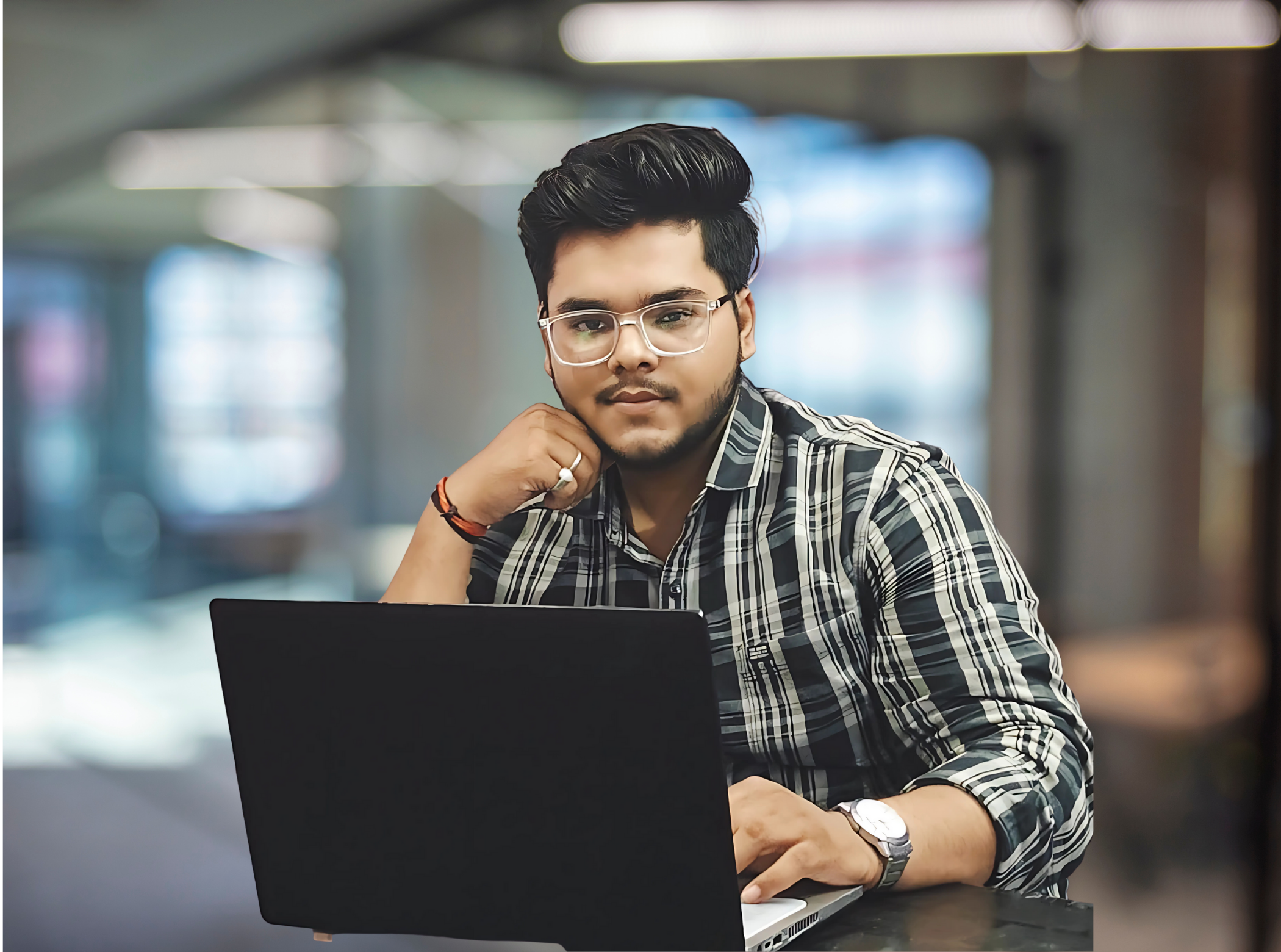 Tanish verma Founder of Veidixa best digital marketing agency